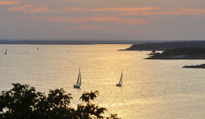 Lake Grapevine sunset w boats