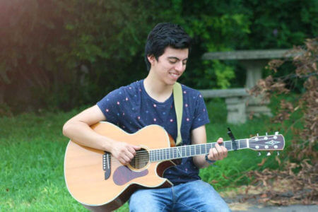 Sebastian Valenzuela performs a rich mix of classic and cutting-edge pop music at Lakeside on Friday, July 22, 7-9 pm. 