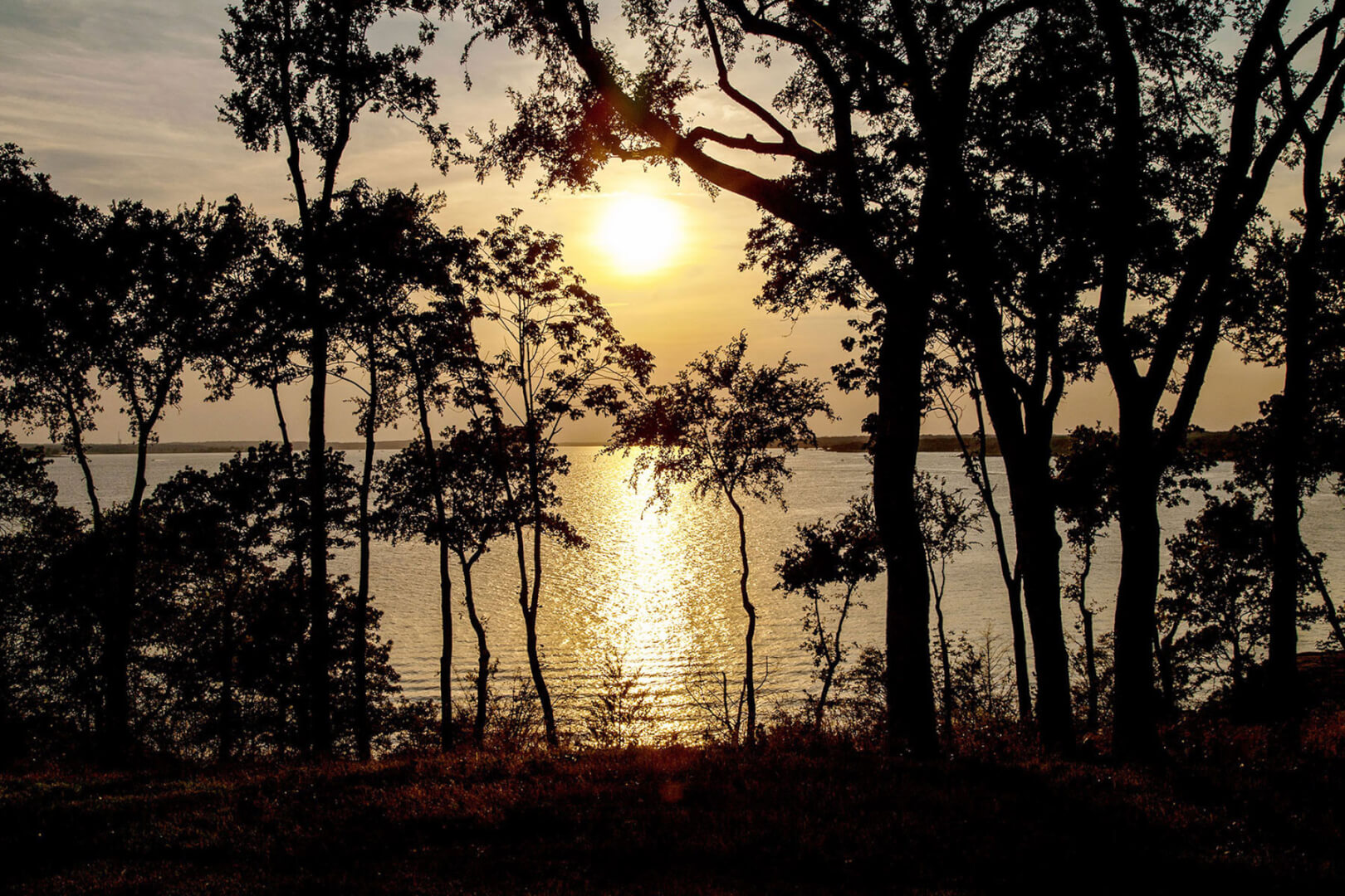 Lake Grapevine near sunset
